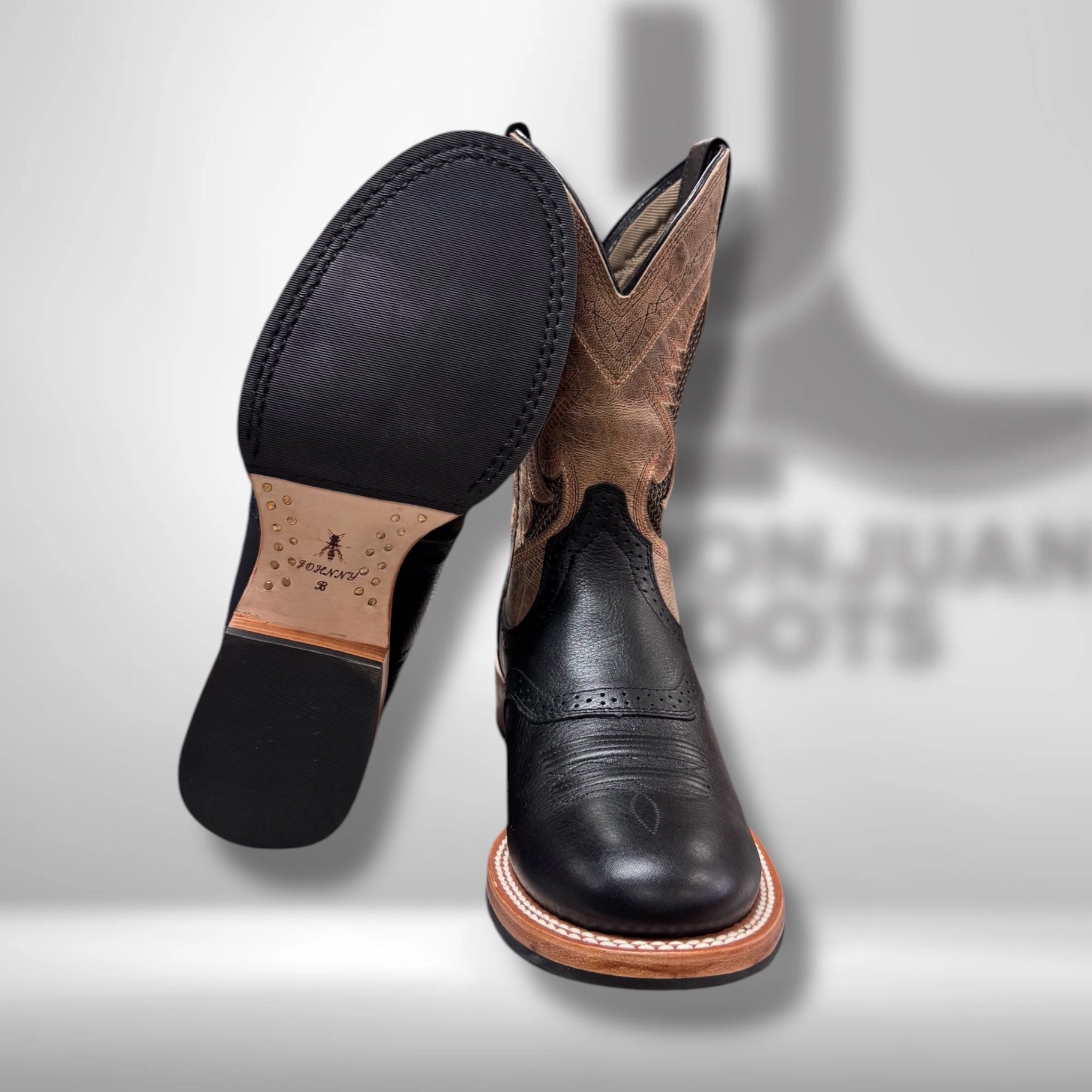 Jb706613 | Black Canyon