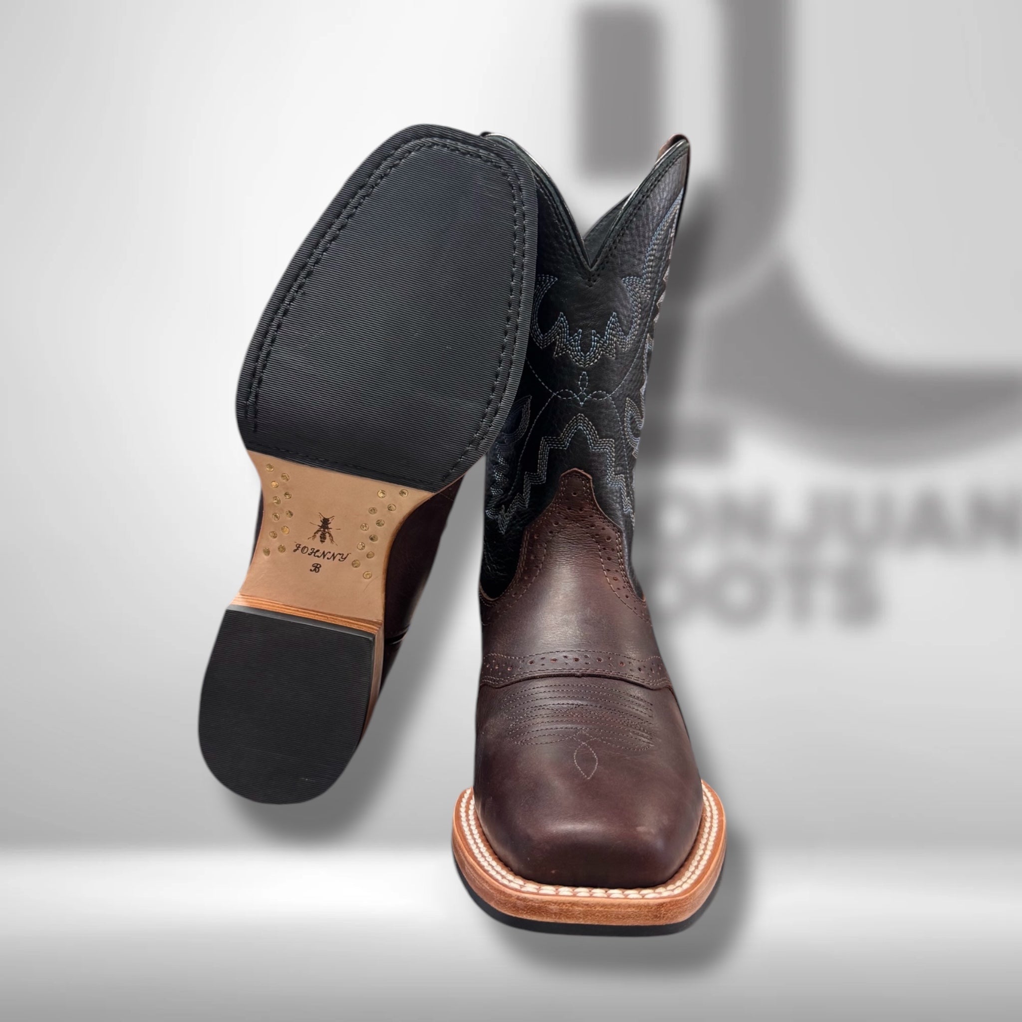 Jb703602 | Shadow Oak