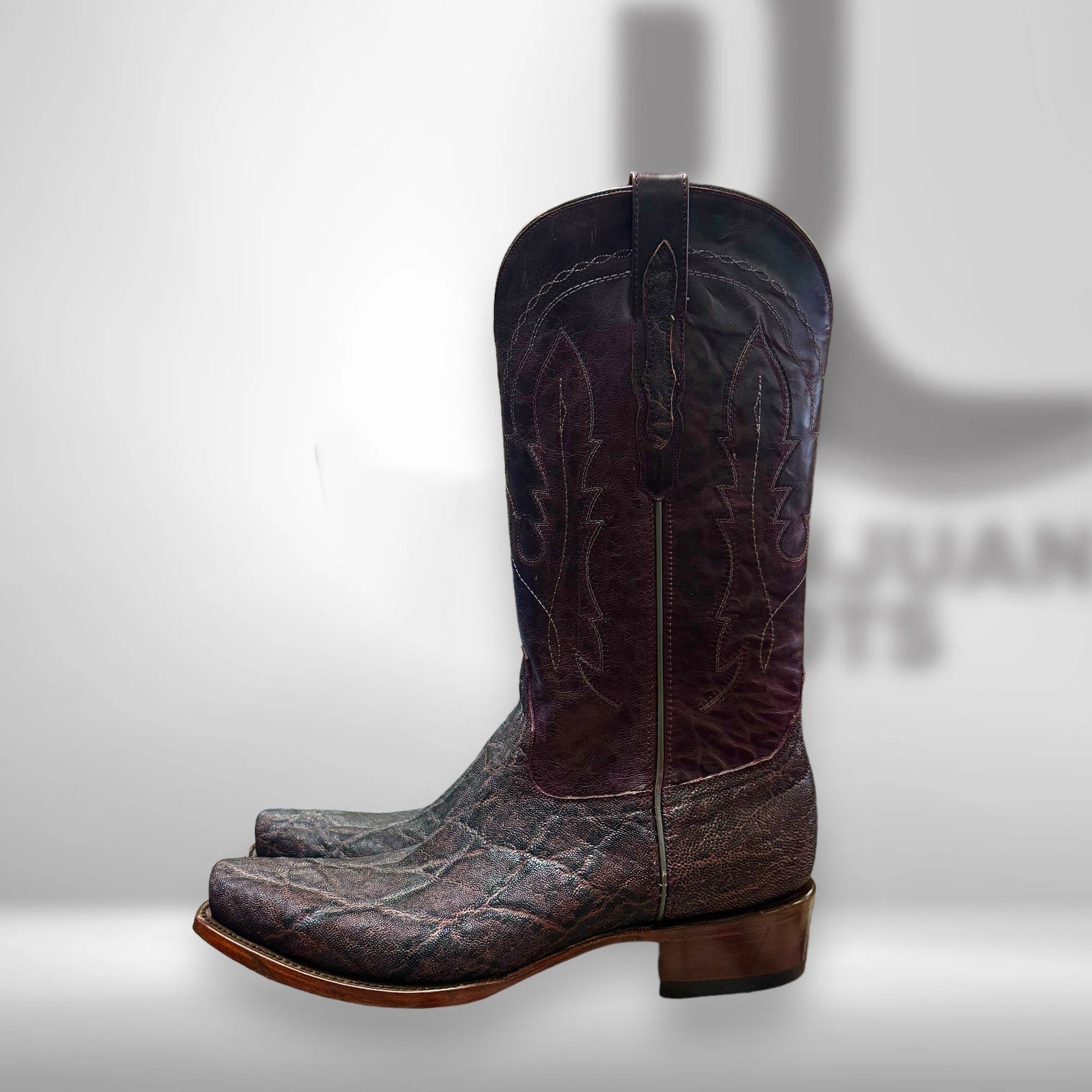 Dj7005 | Elephant Black Cherry Dmnd