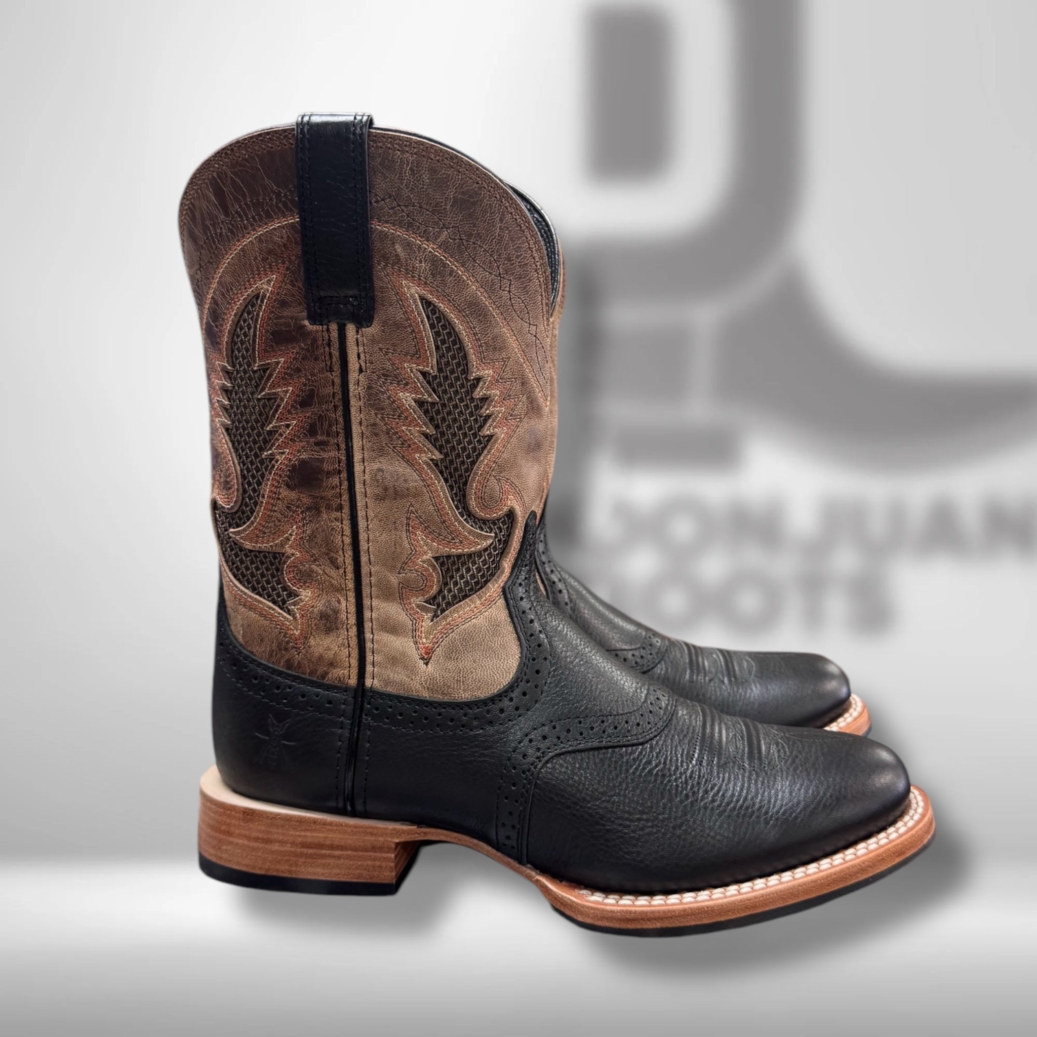 Jb706613 | Black Canyon
