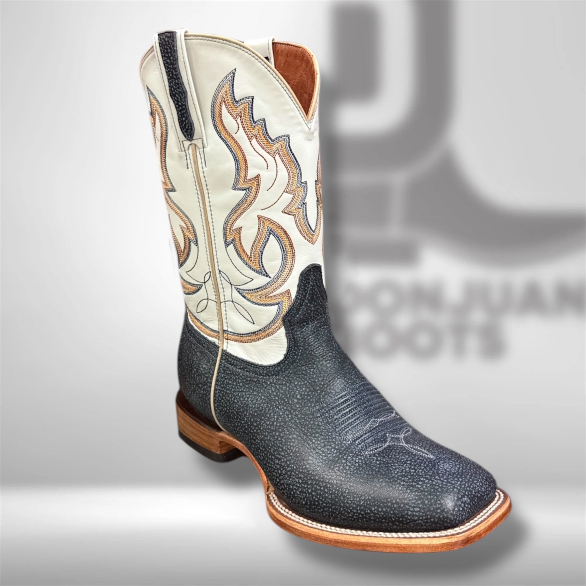 Dj7007 | Blue Safari African Buffalo Hp