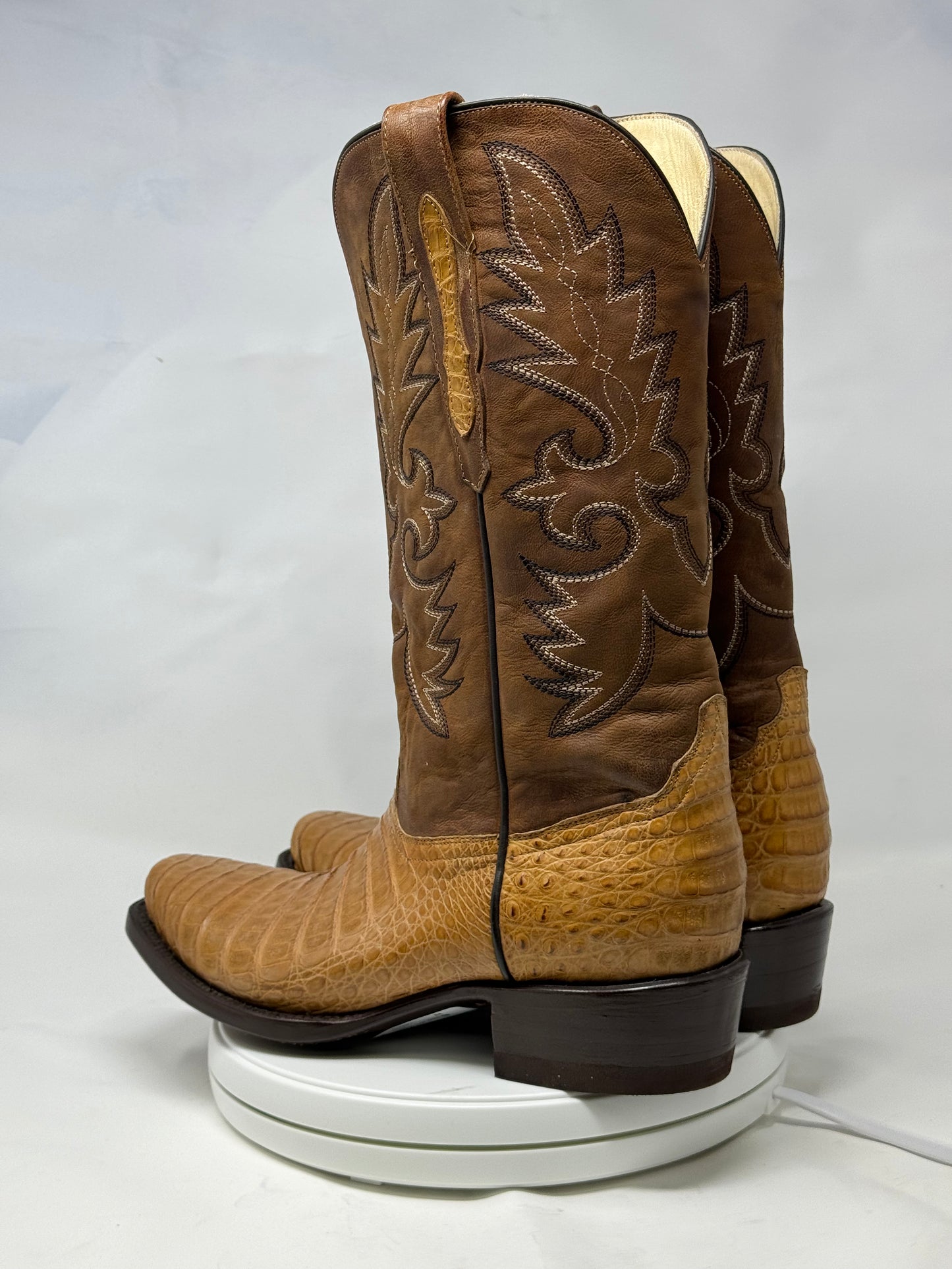 DJ2021 | Don Juan Boots Men's Caiman Belly Saddle Tan Diamond Toe