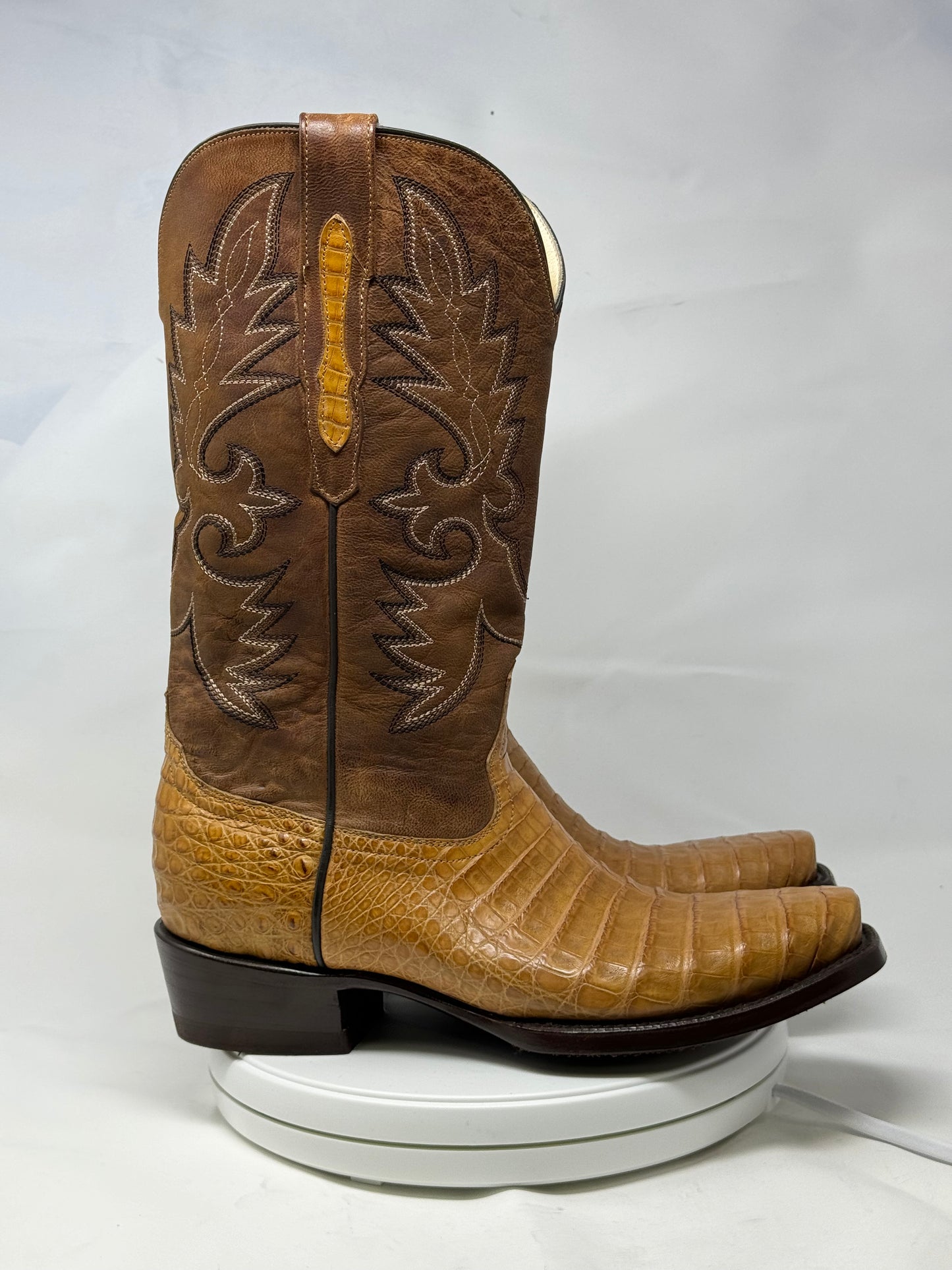 DJ2021 | Don Juan Boots Men's Caiman Belly Saddle Tan Diamond Toe