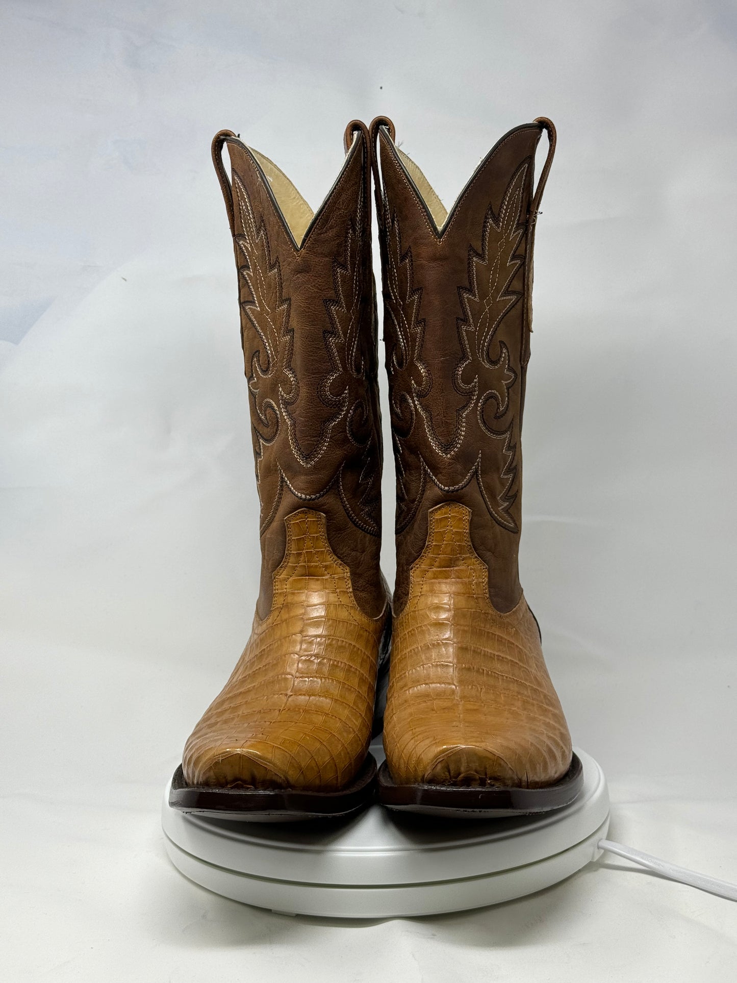 DJ2021 | Don Juan Boots Men's Caiman Belly Saddle Tan Diamond Toe