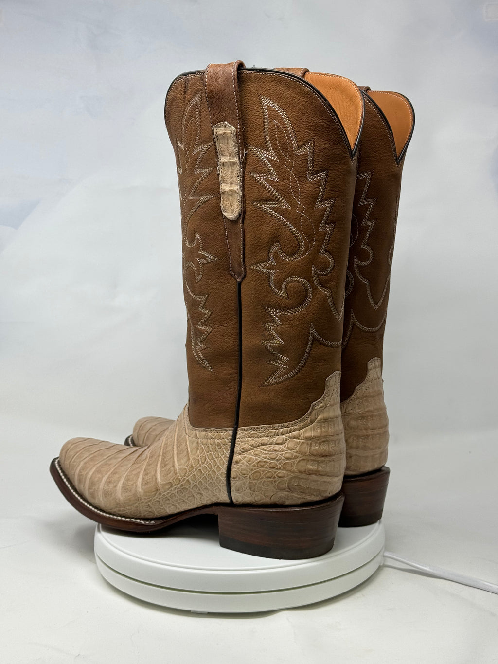 DJ2056 | Don Juan Boots Men's Caiman Belly Oryx Diamond Toe