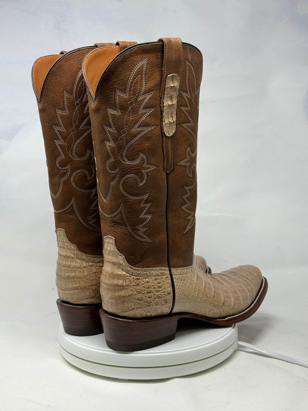 DJ2056 | Don Juan Boots Men's Caiman Belly Oryx Diamond Toe