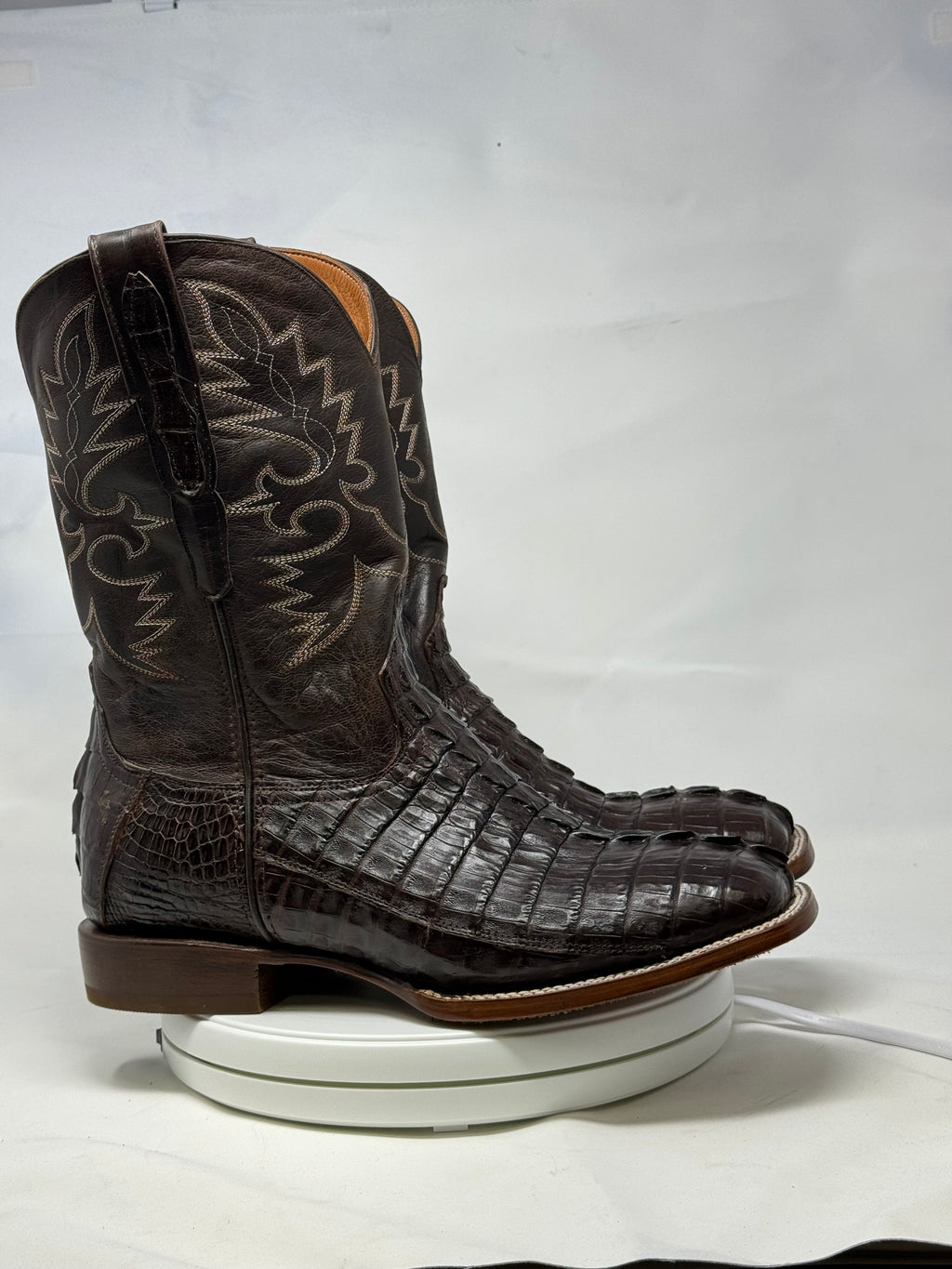 DJ2046 | Don Juan Boots Men's Caiman Tail Choco H Toe P