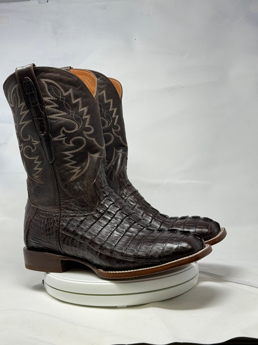 DJ2046 | Don Juan Boots Men's Caiman Tail Choco H Toe P