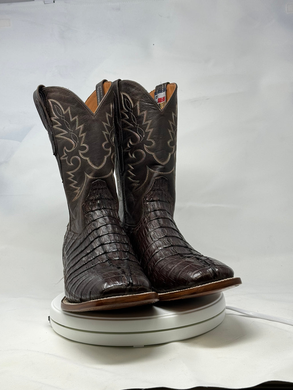 DJ2046 | Don Juan Boots Men's Caiman Tail Choco H Toe P