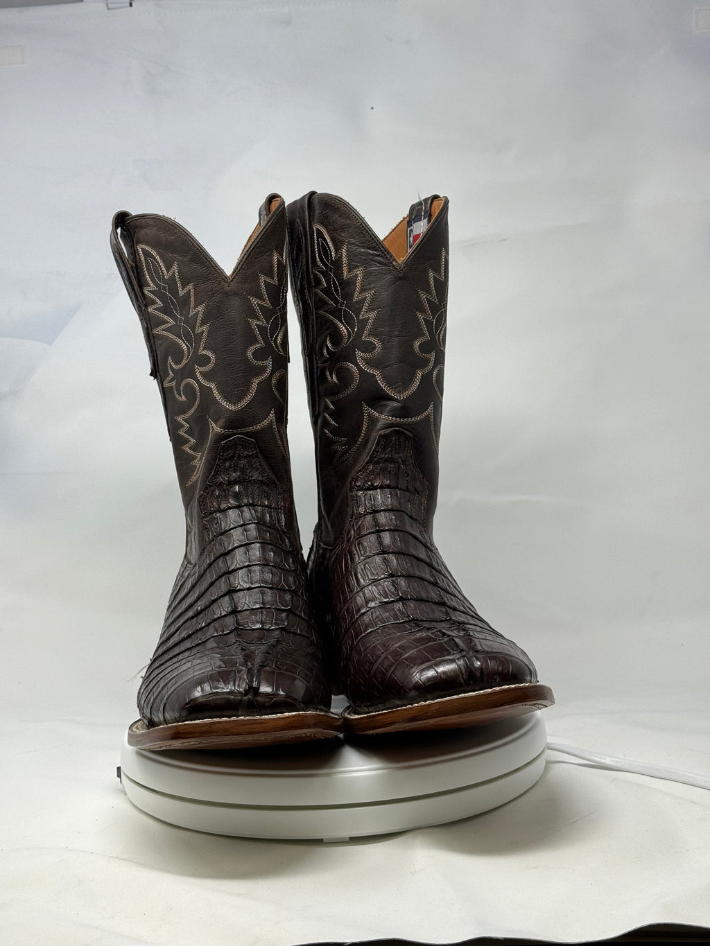 DJ2046 | Don Juan Boots Men's Caiman Tail Choco H Toe P
