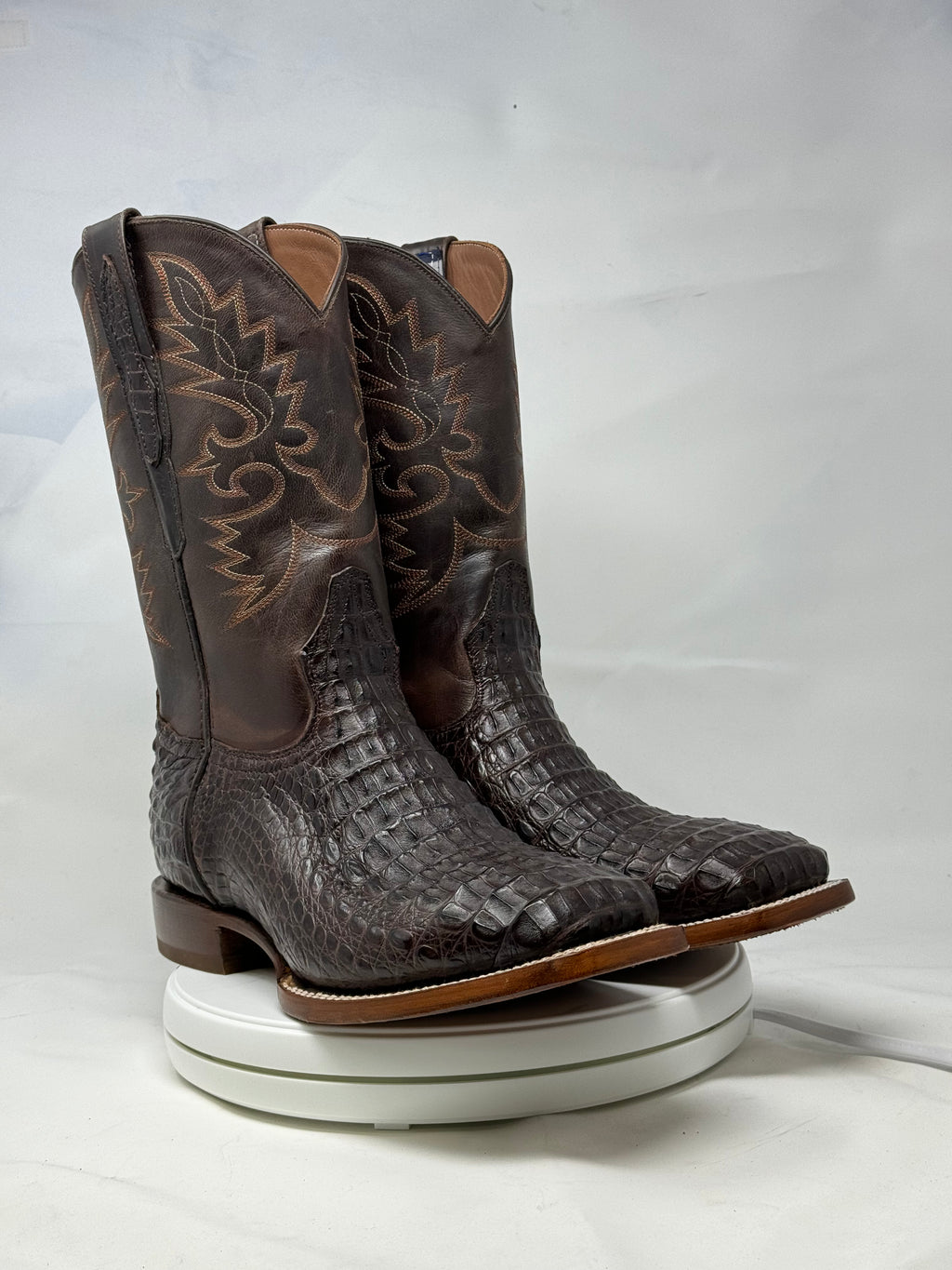 DJ2044 | Don Juan Boots Men's Caiman Back Chocolate H Toe P