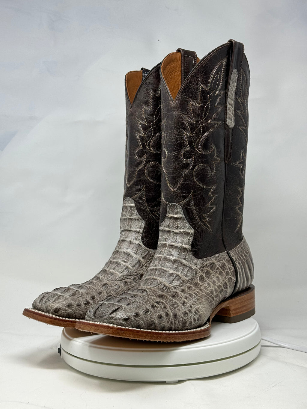 DJ2055 | Don Juan Boots Men's Caiman Hornback Natural Special H Toe P