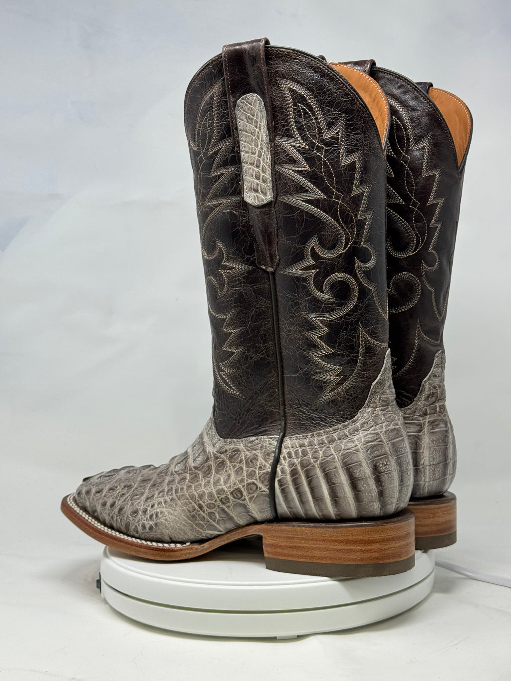 DJ2055 | Don Juan Boots Men's Caiman Hornback Natural Special H Toe P
