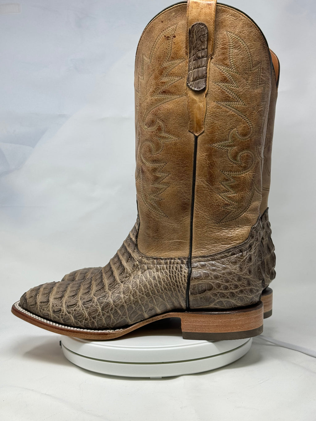 DJ2054 | Don Juan Boots Men's Caiman Back Chocomink H Toe P