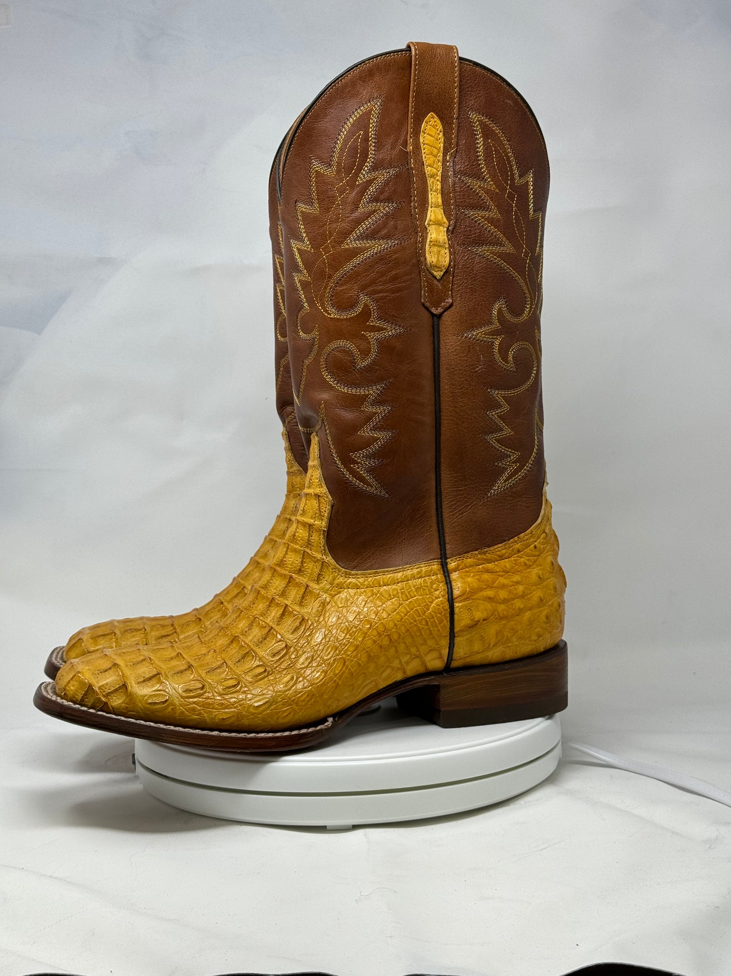 DJ2038 | Don Juan Boots Men's Caiman Back Buttercup H Toe P