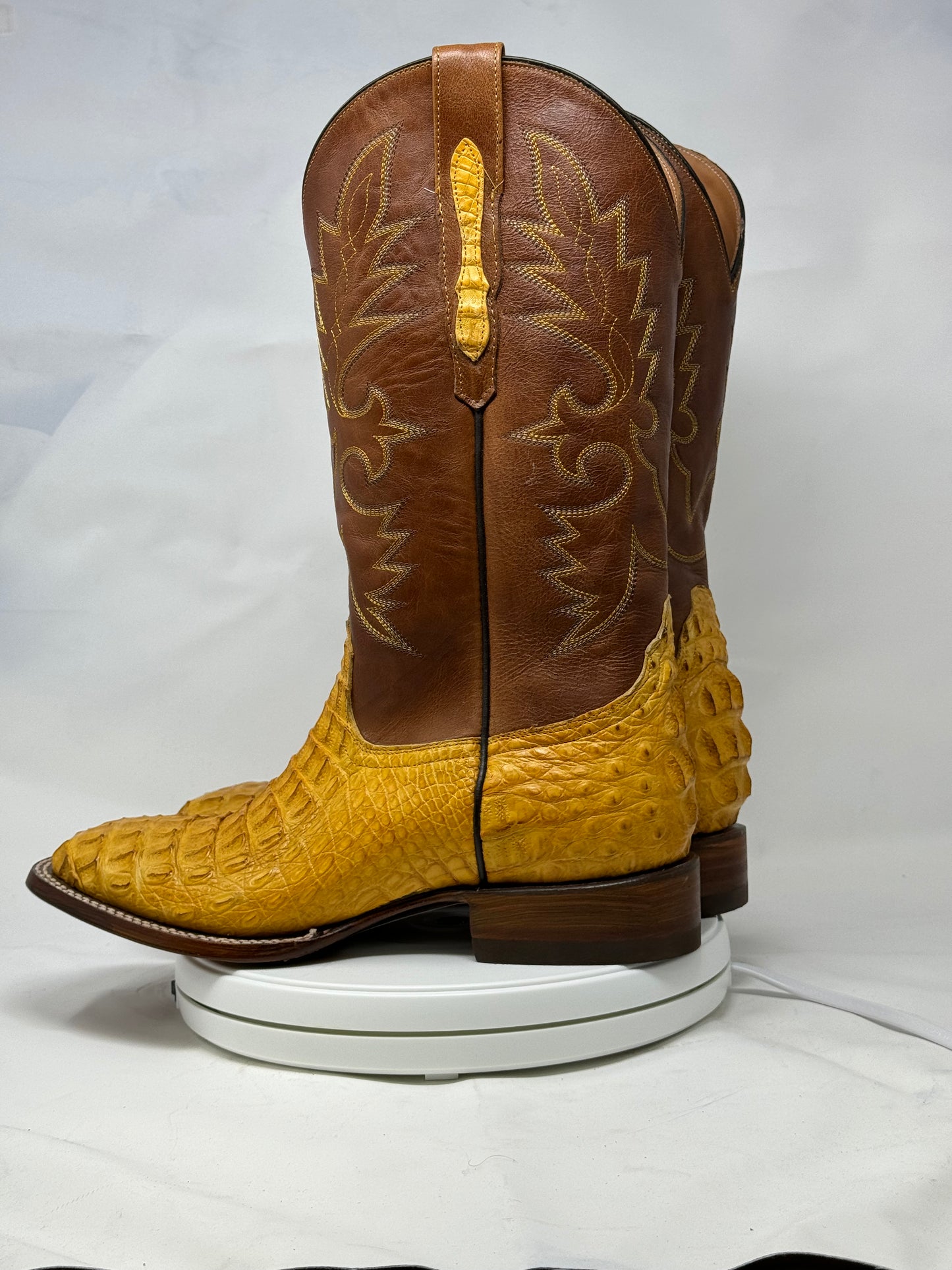 DJ2038 | Don Juan Boots Men's Caiman Back Buttercup H Toe P