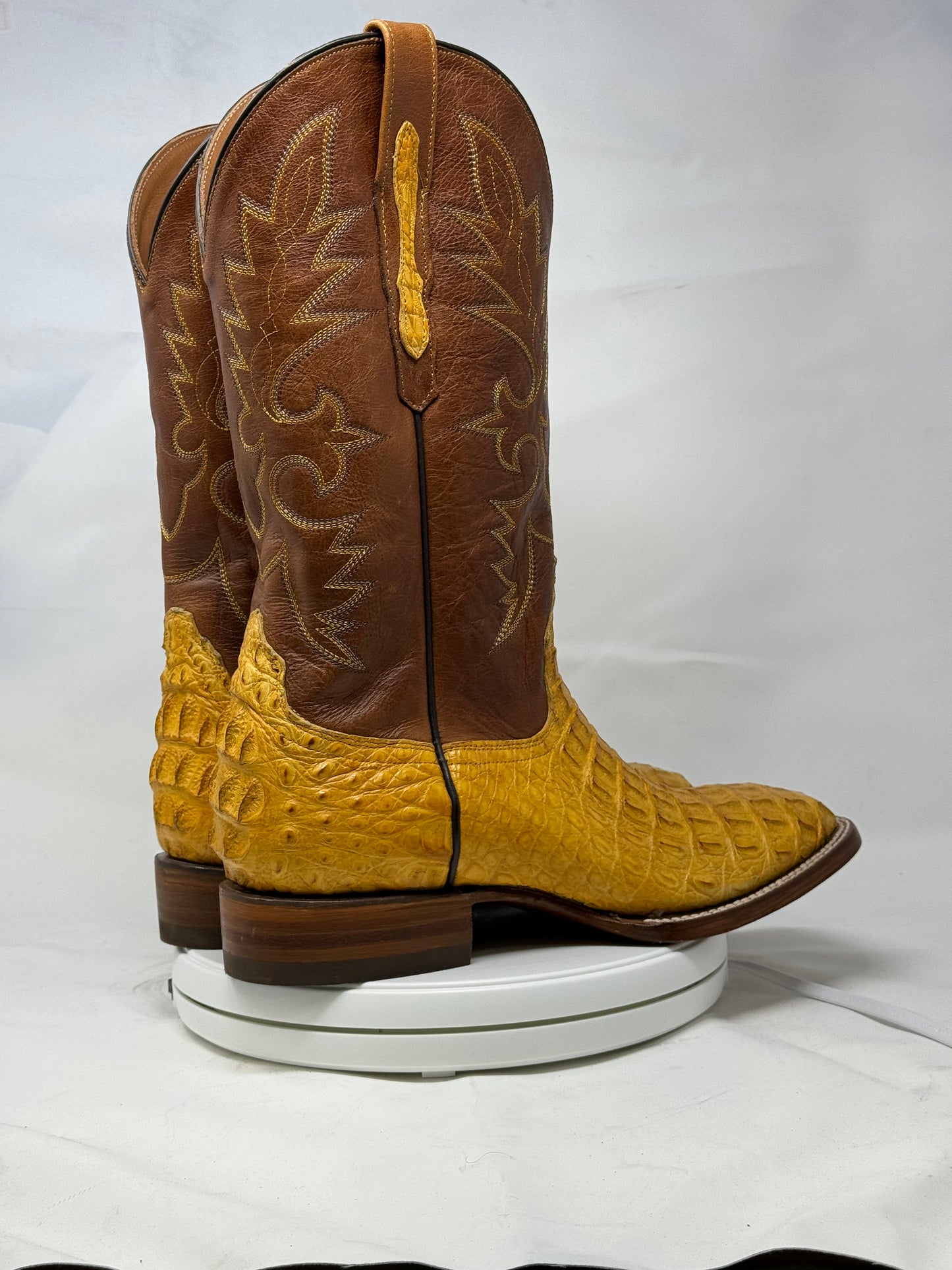 DJ2038 | Don Juan Boots Men's Caiman Back Buttercup H Toe P