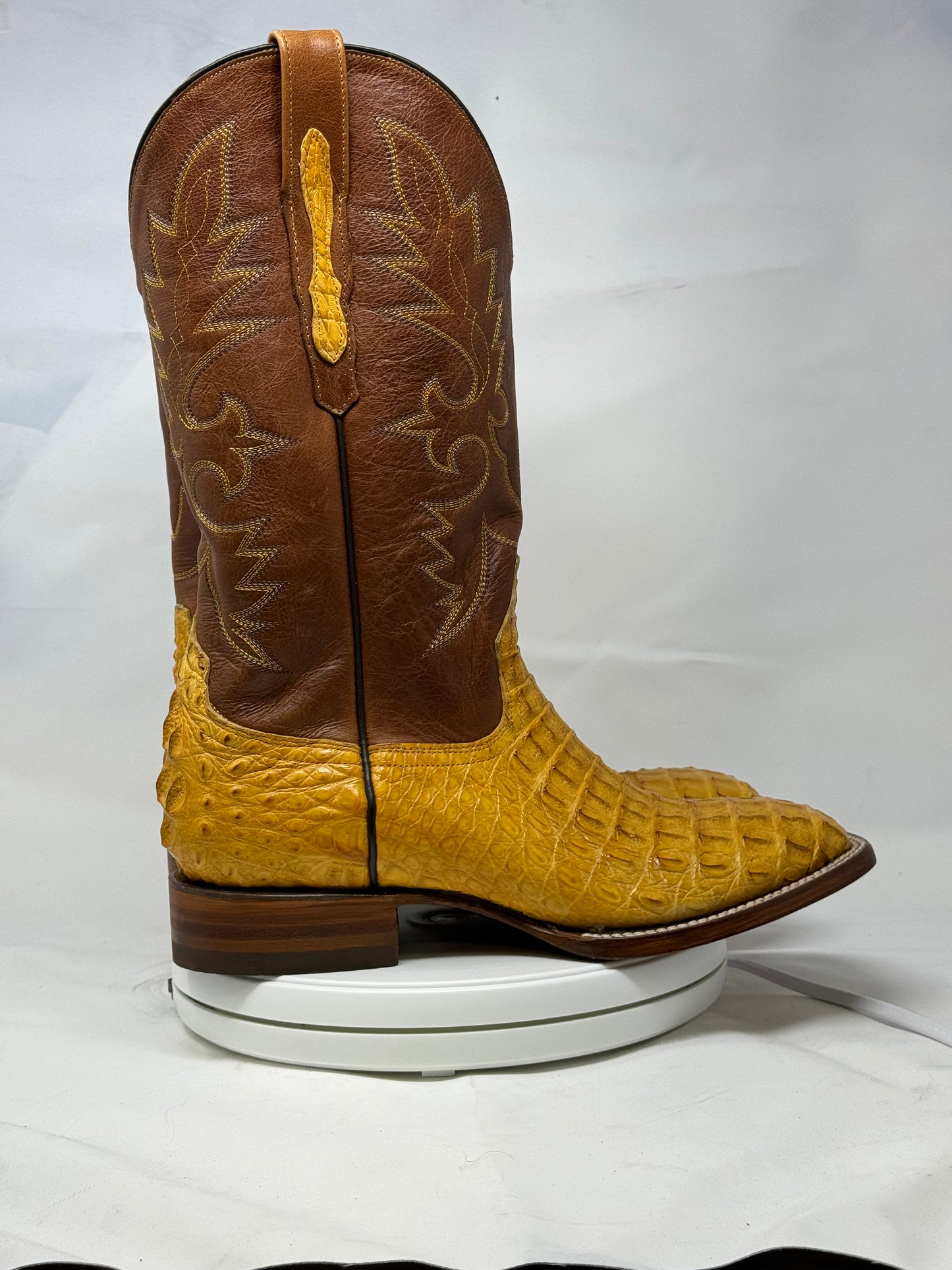 DJ2038 | Don Juan Boots Men's Caiman Back Buttercup H Toe P