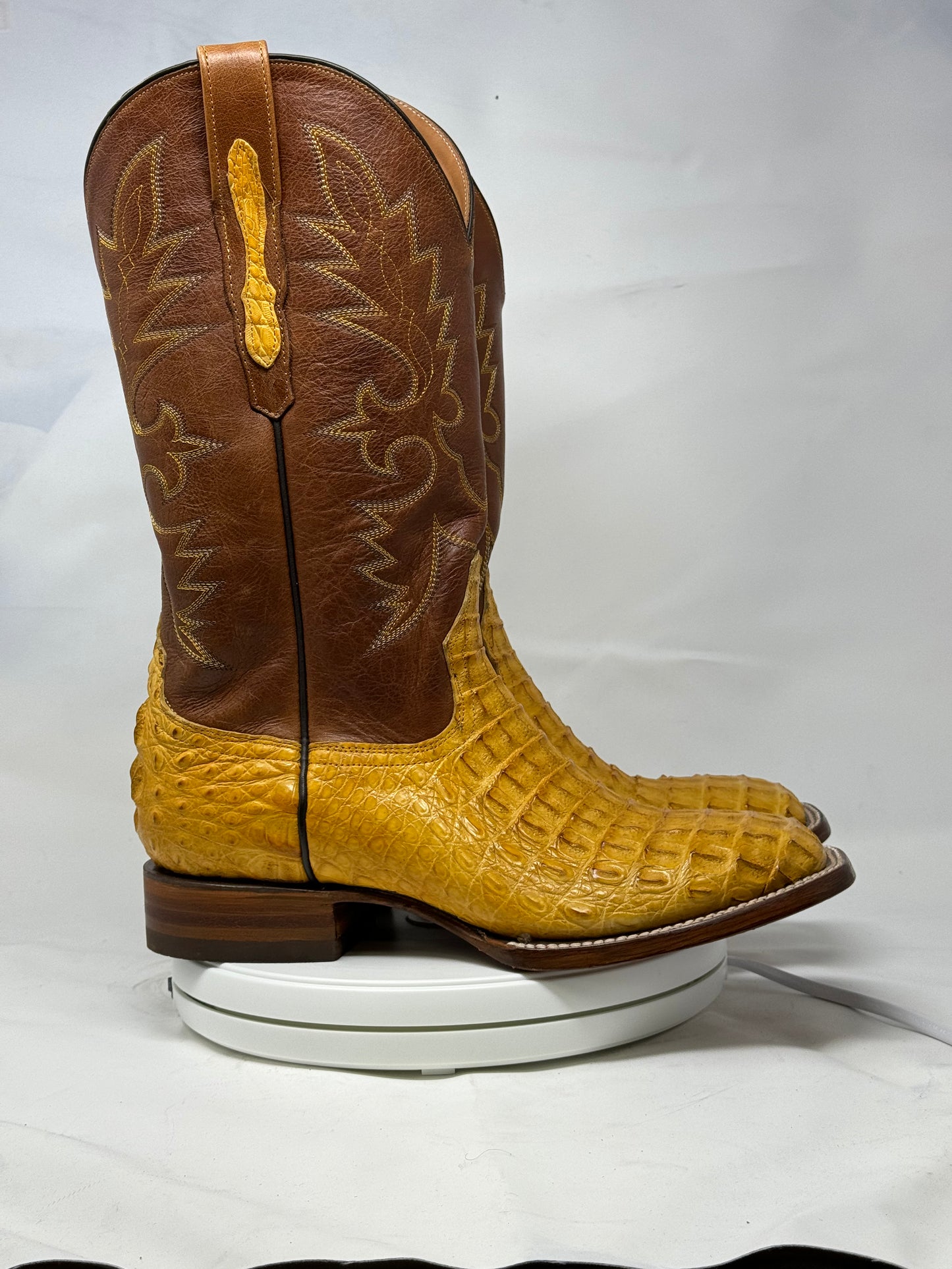 DJ2038 | Don Juan Boots Men's Caiman Back Buttercup H Toe P