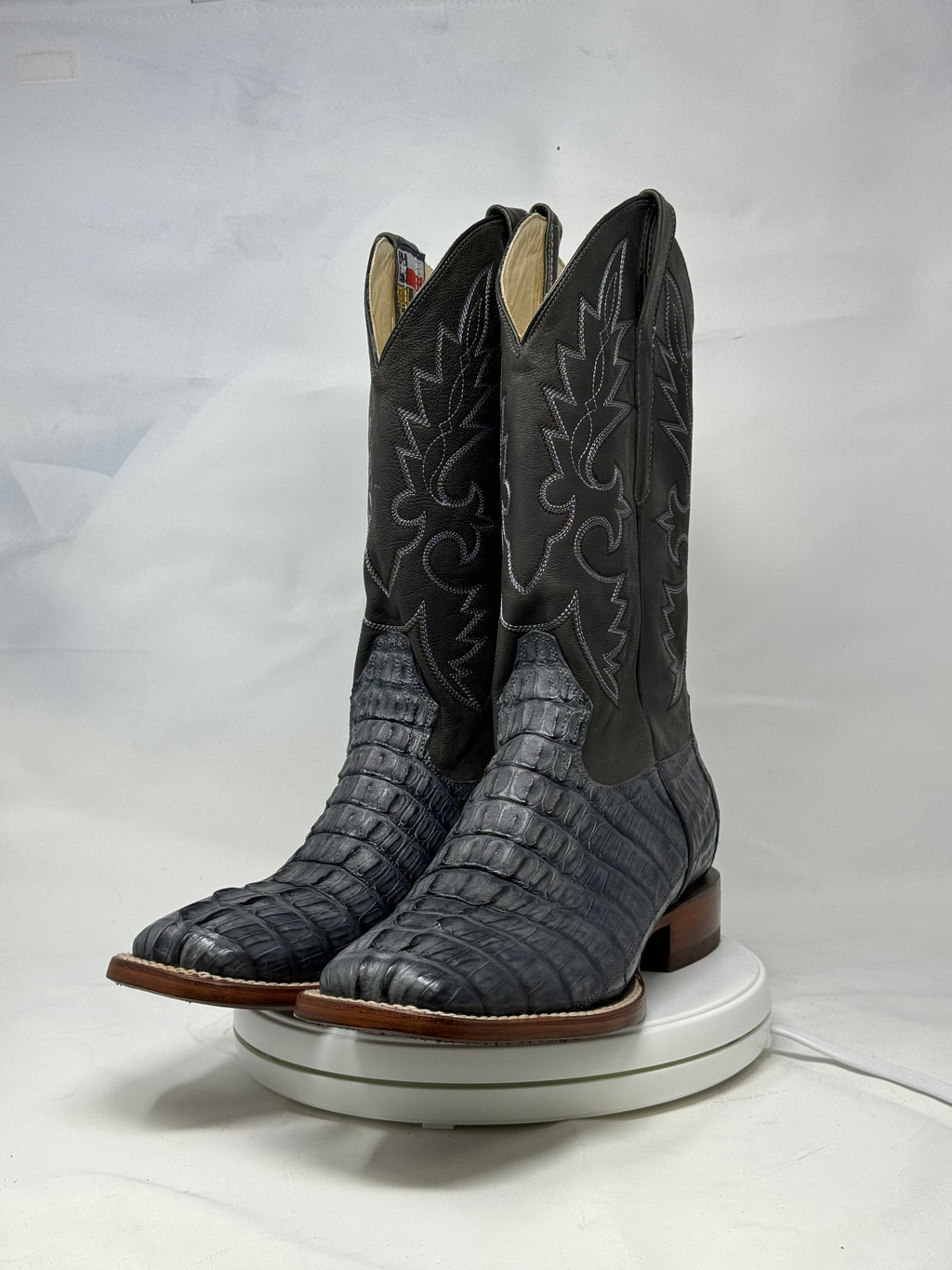 DJ2033 | Don Juan Boots Men's Caiman Tail Smoke Grey H Toe