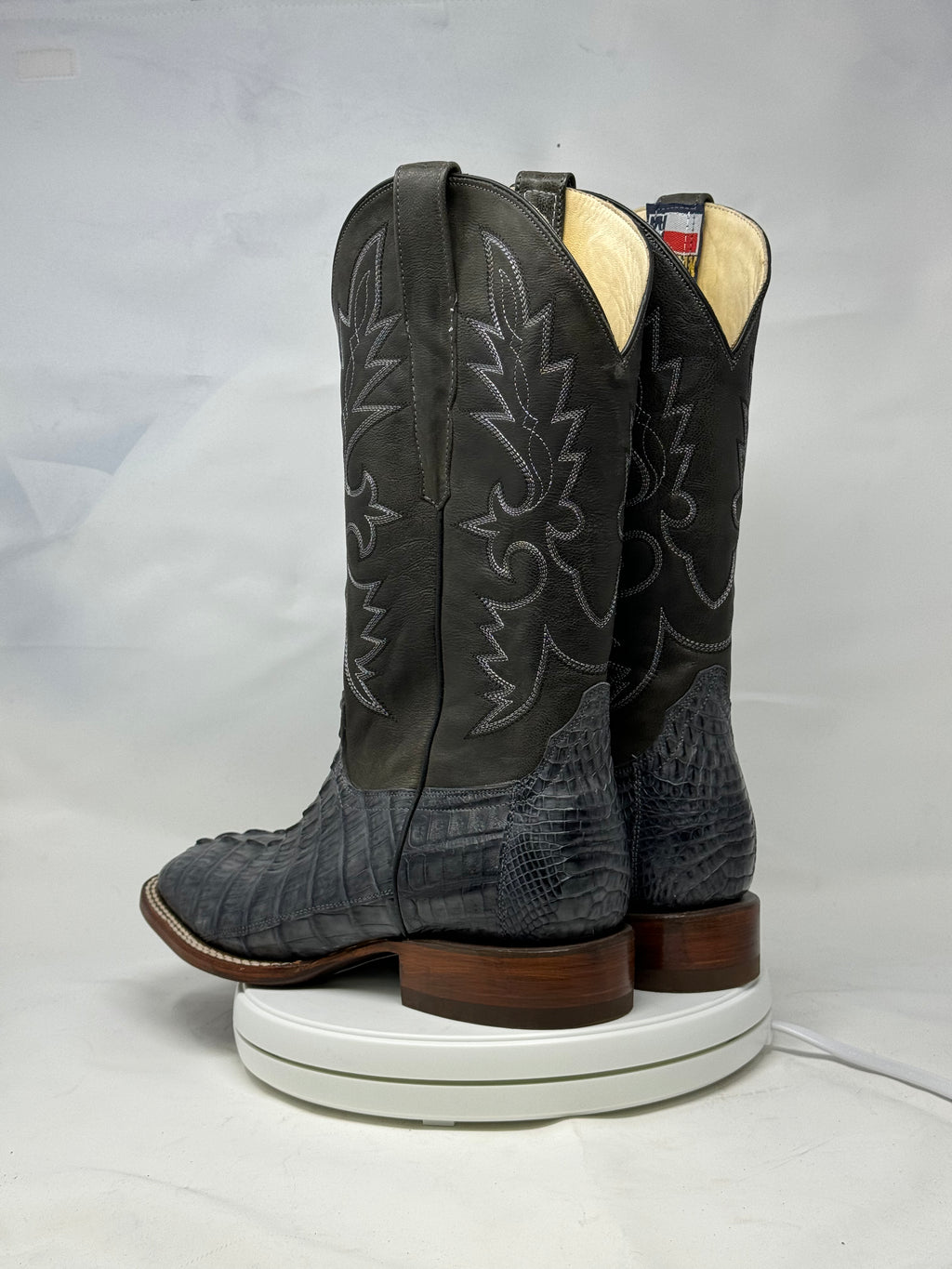 DJ2033 | Don Juan Boots Men's Caiman Tail Smoke Grey H Toe