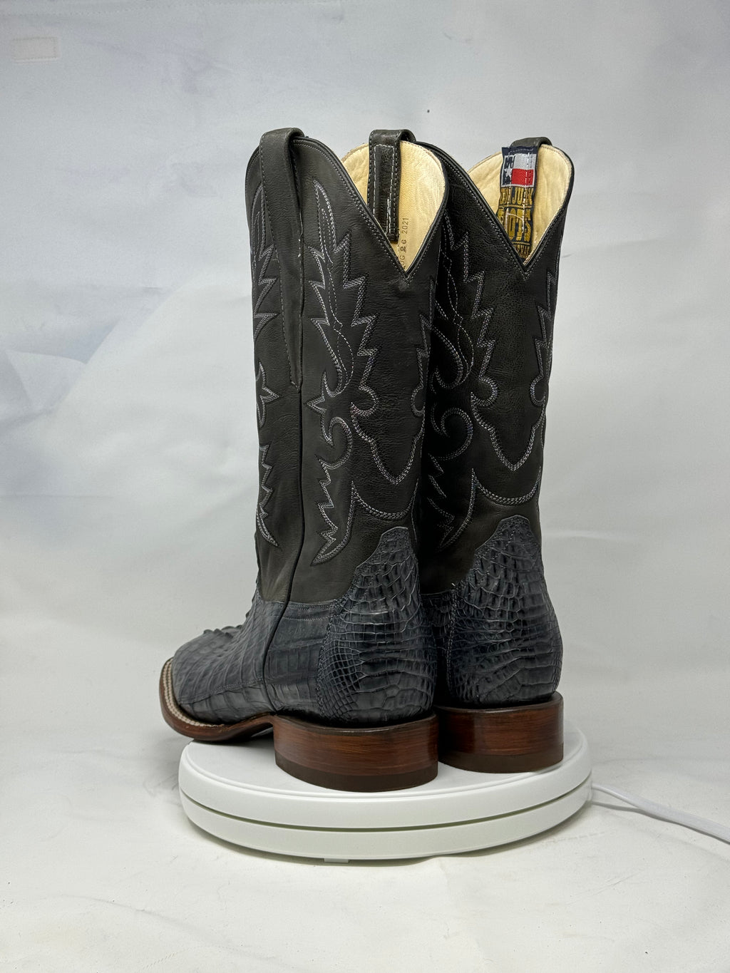 DJ2033 | Don Juan Boots Men's Caiman Tail Smoke Grey H Toe