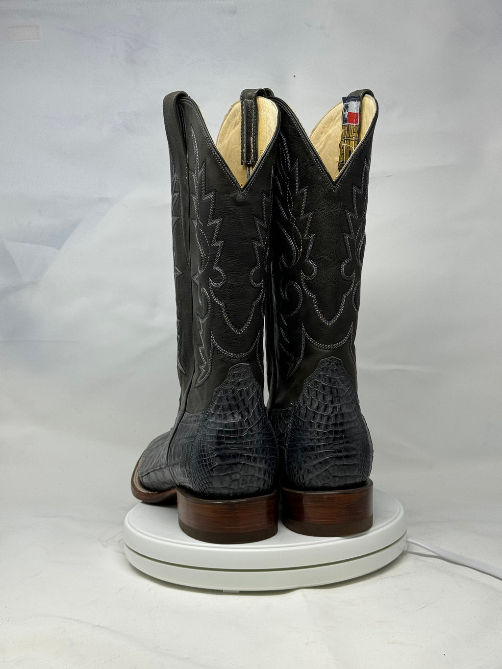 DJ2033 | Don Juan Boots Men's Caiman Tail Smoke Grey H Toe