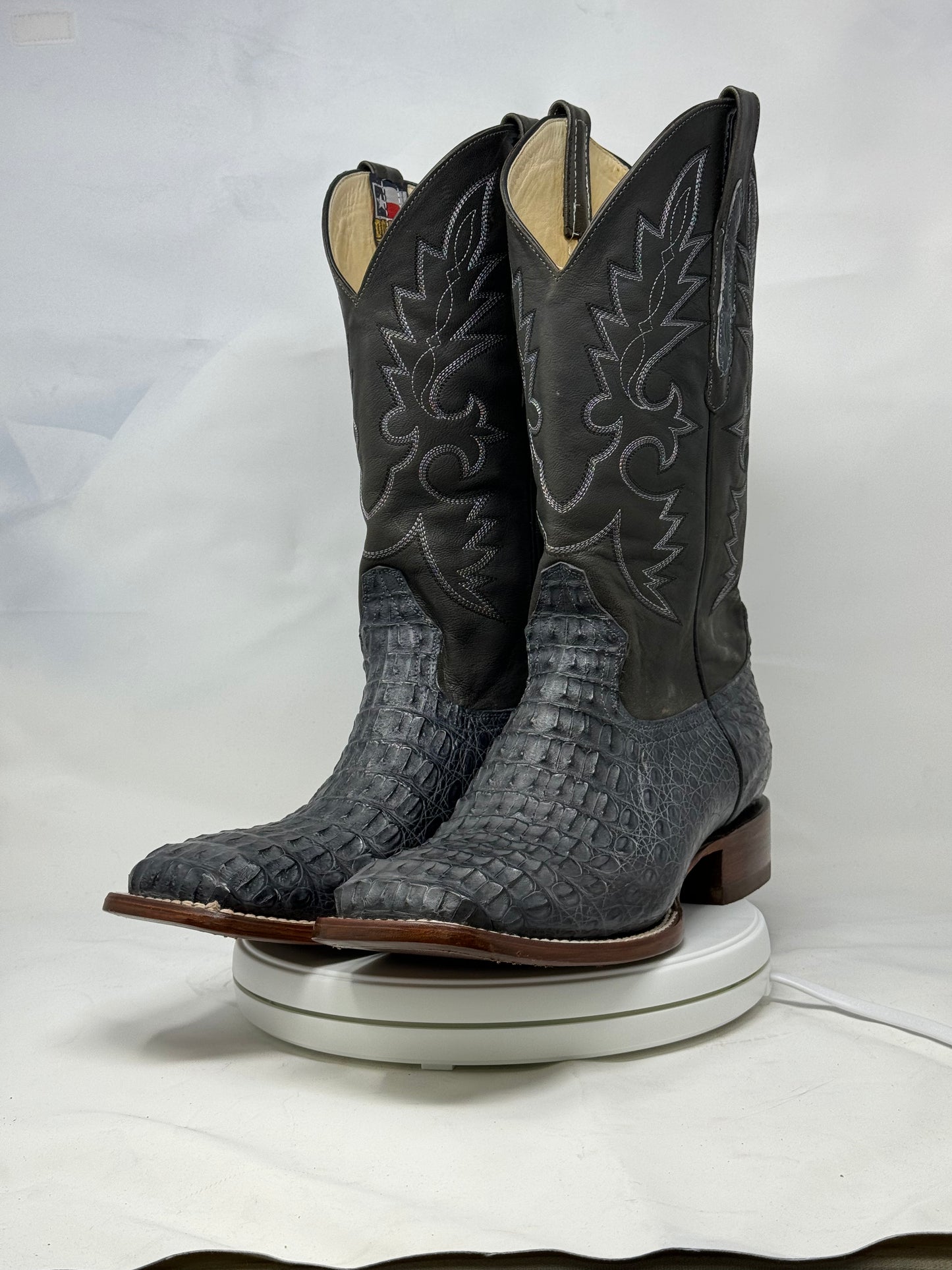 DJ2034 | Don Juan Boots Men's Caiman Back Smoke Grey H Toe