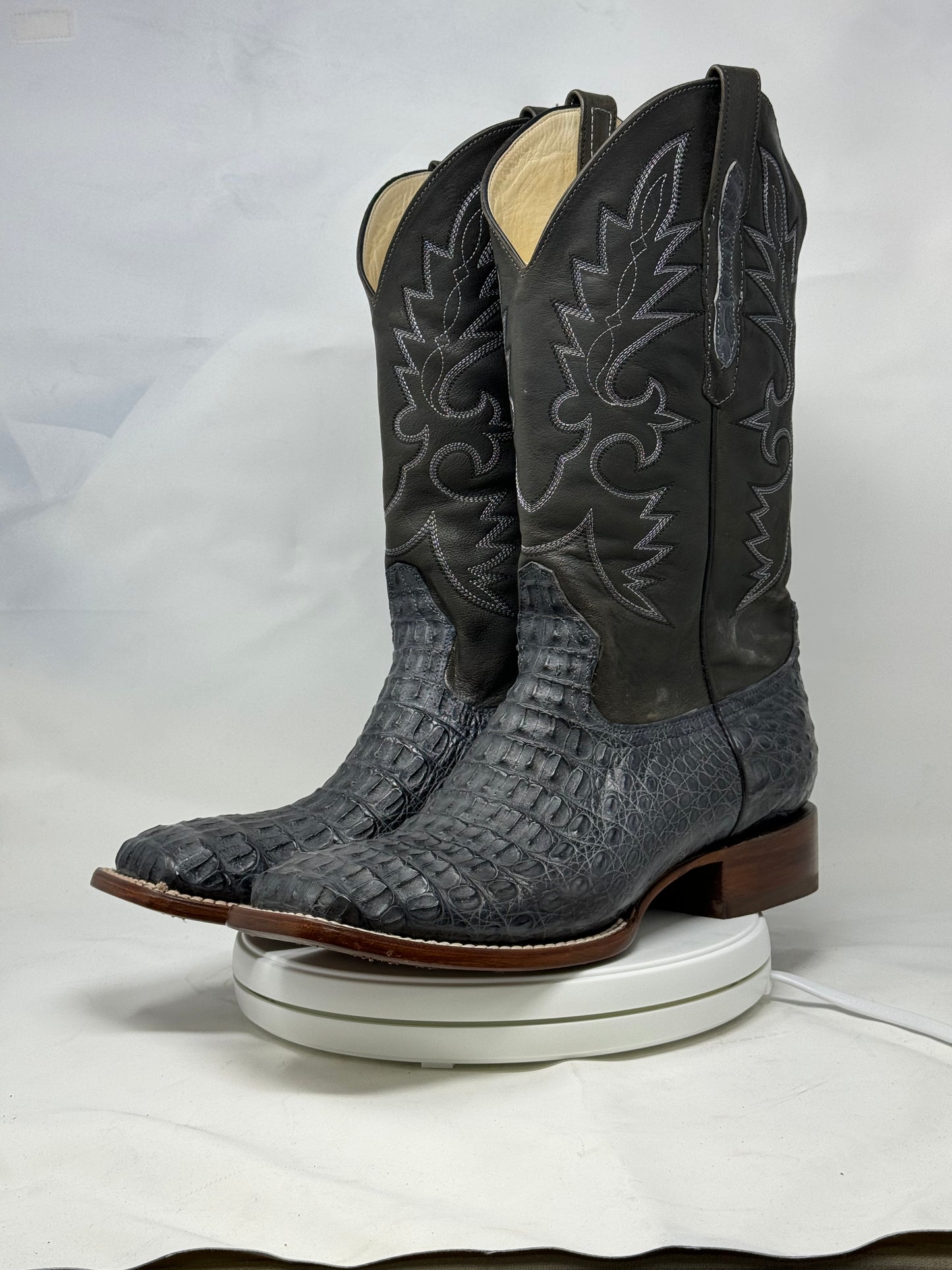 DJ2034 | Don Juan Boots Men's Caiman Back Smoke Grey H Toe