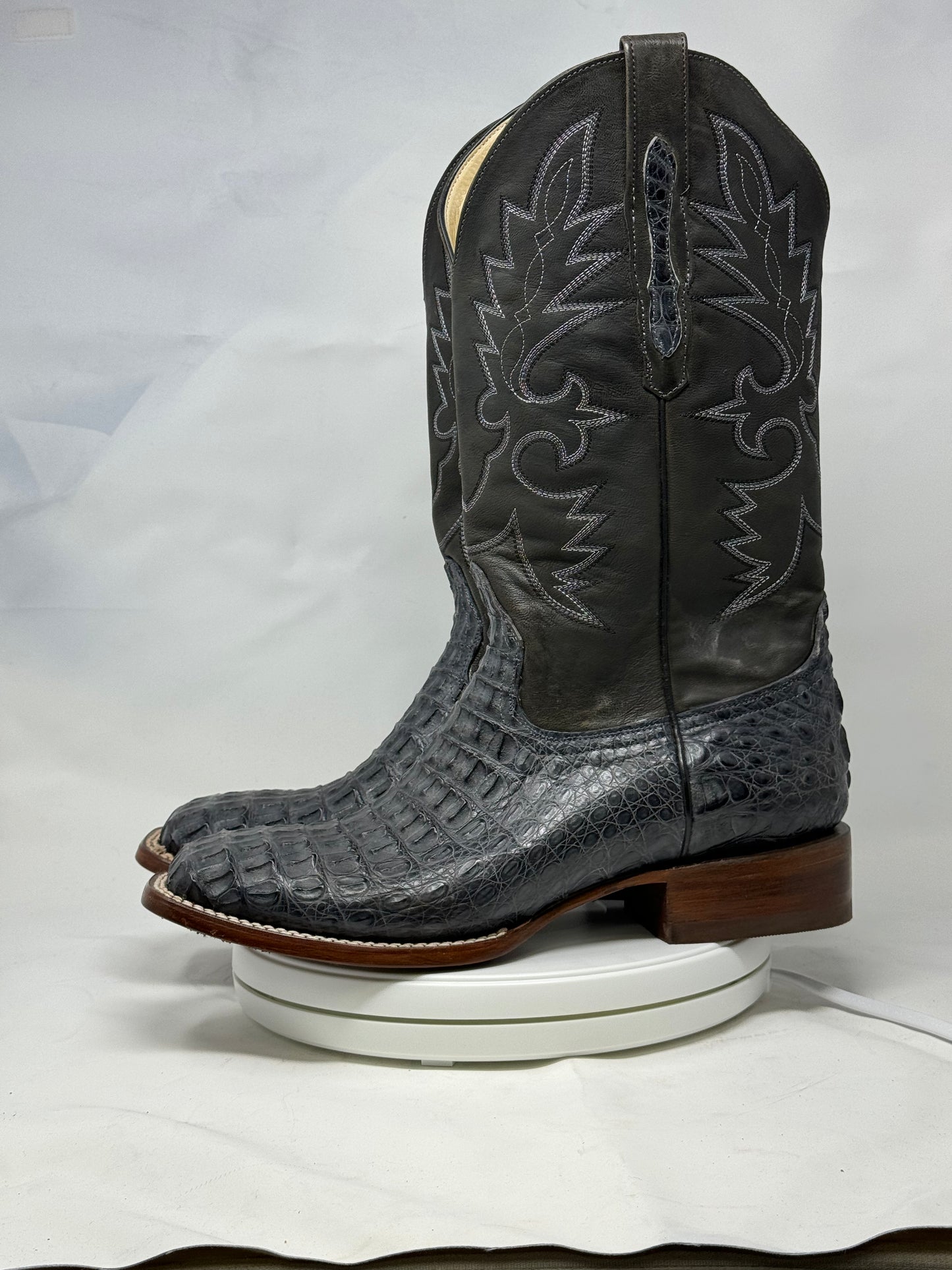 DJ2034 | Don Juan Boots Men's Caiman Back Smoke Grey H Toe