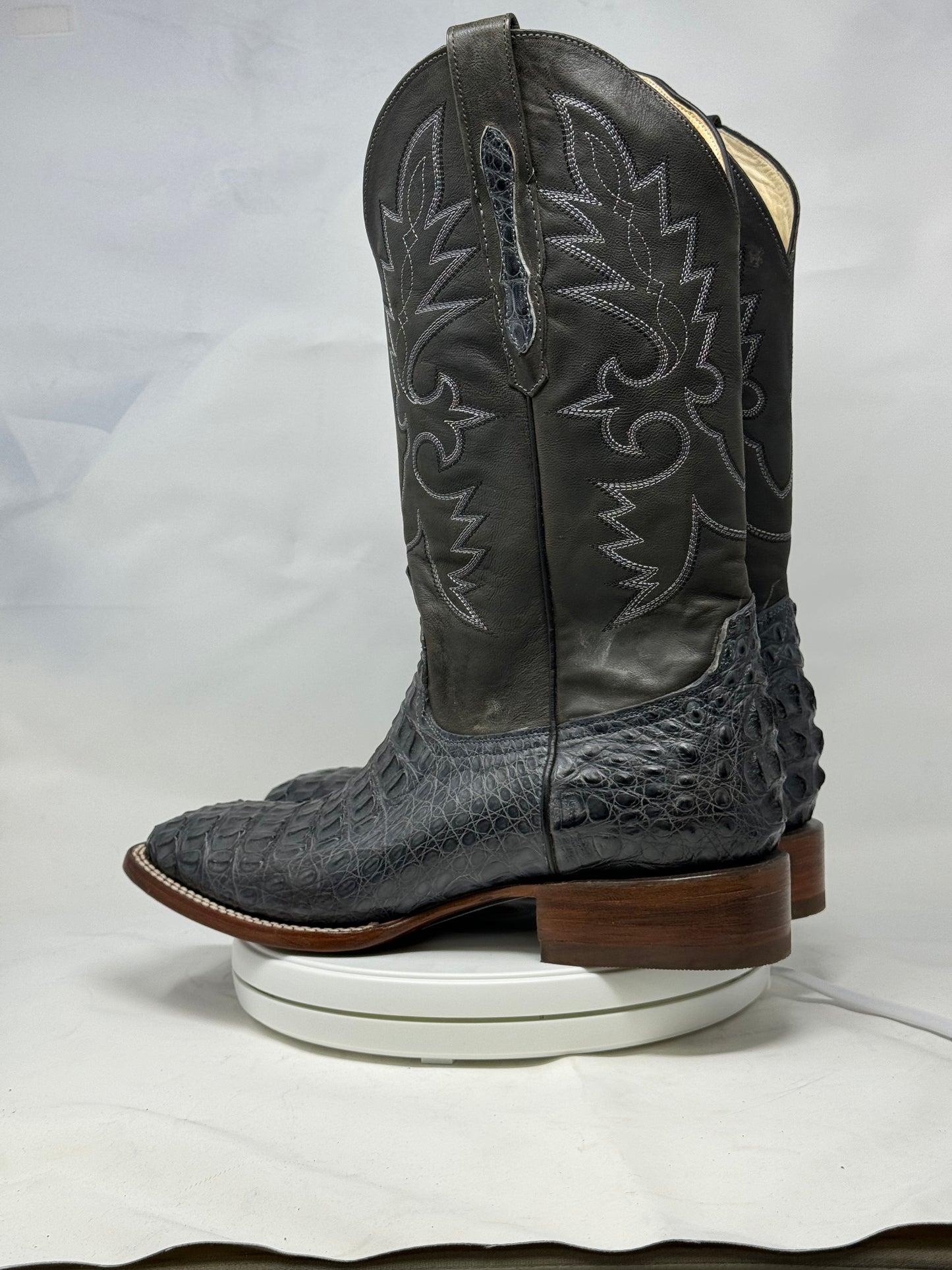 DJ2034 | Don Juan Boots Men's Caiman Back Smoke Grey H Toe