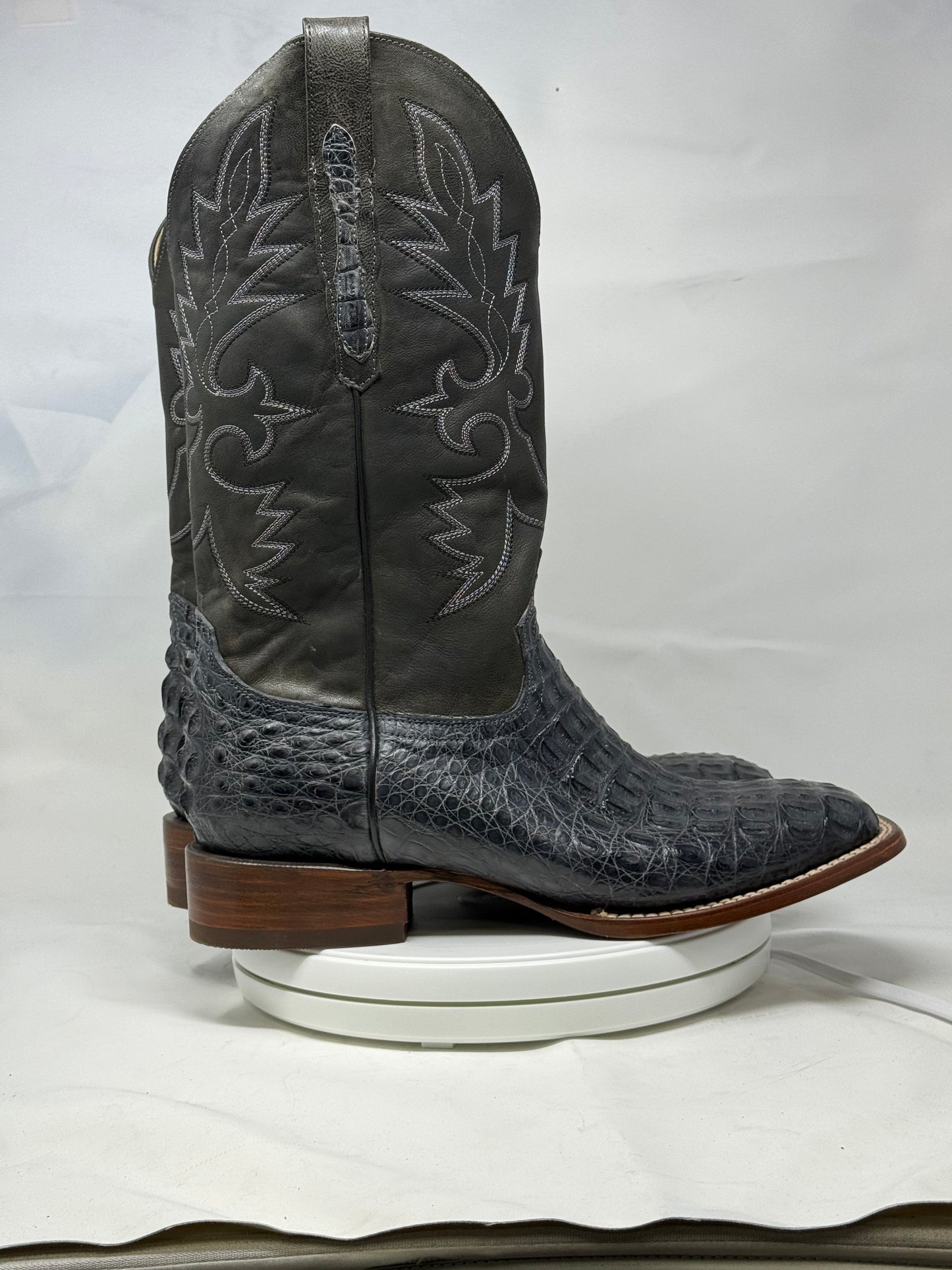 DJ2034 | Don Juan Boots Men's Caiman Back Smoke Grey H Toe