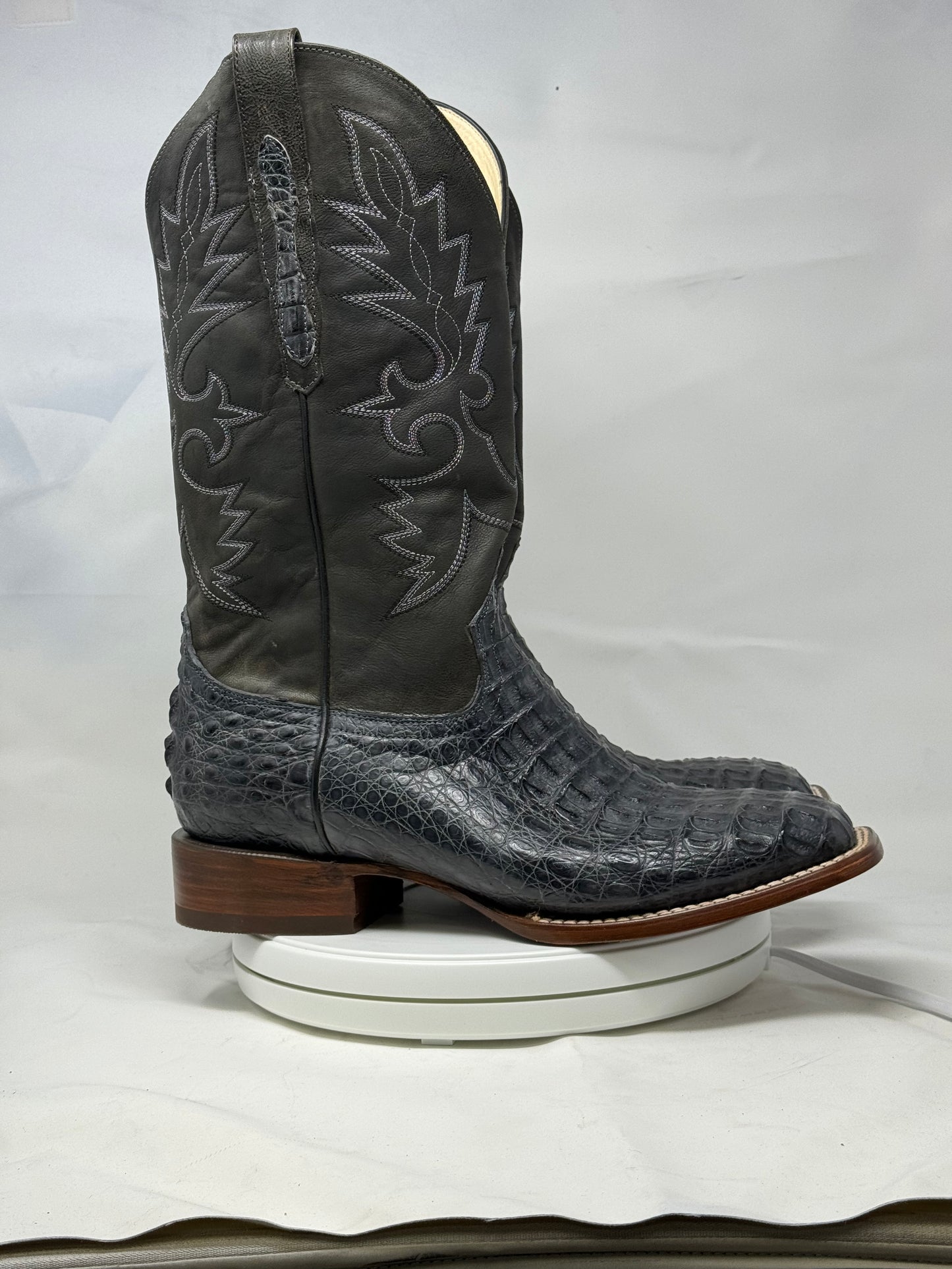 DJ2034 | Don Juan Boots Men's Caiman Back Smoke Grey H Toe