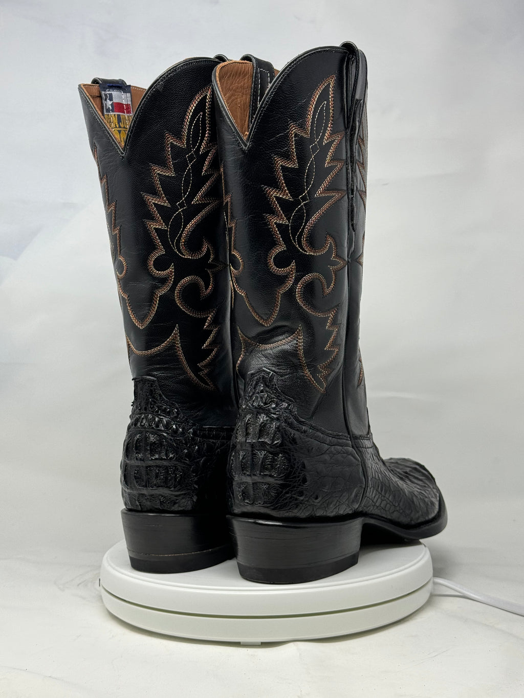 DJ2045 | Don Juan Boots Men's Caiman Black Hornback R Toe