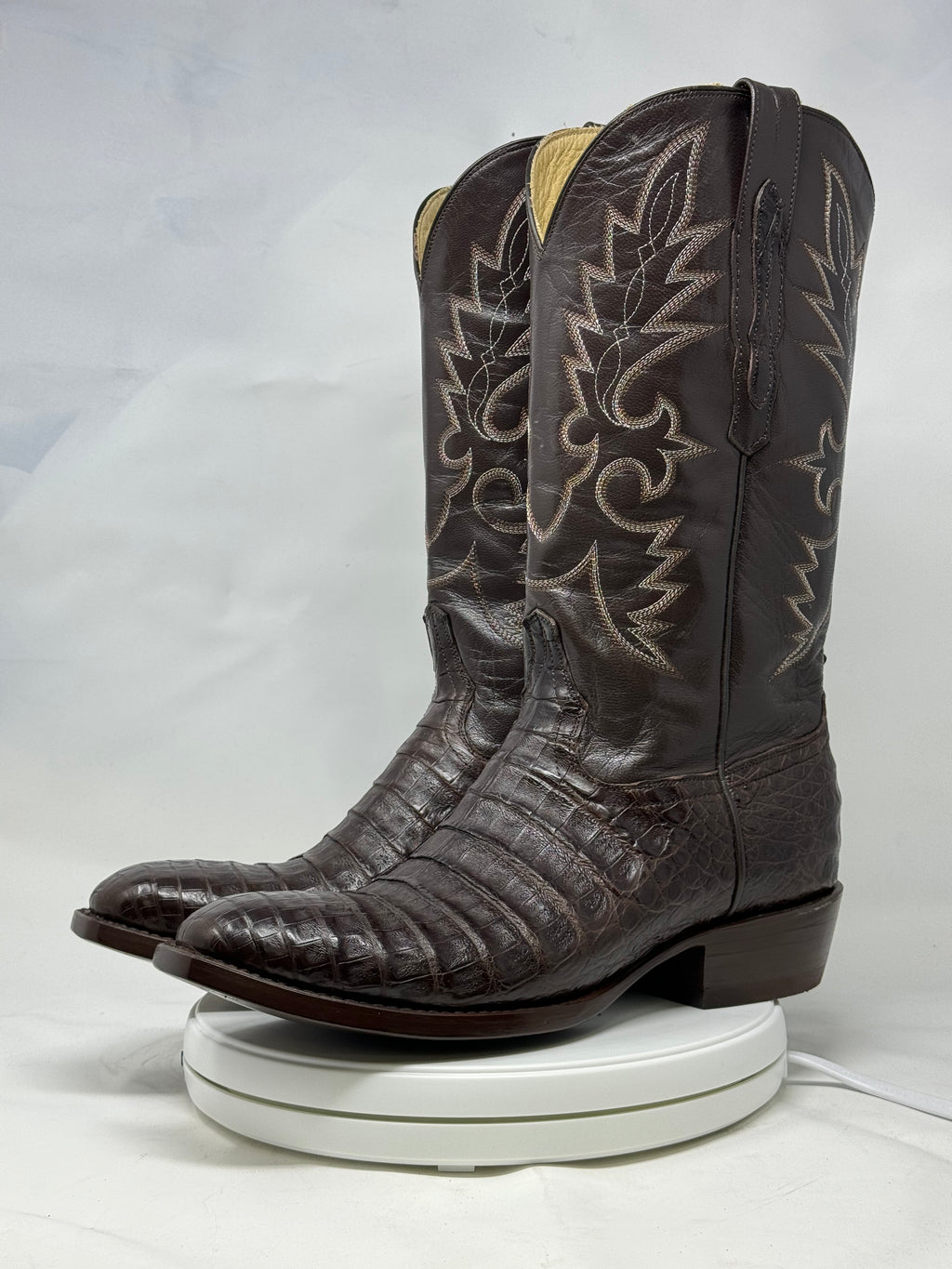 DJ2002 | Don Juan Boots Men's Caiman Belly Chocolate French Toe
