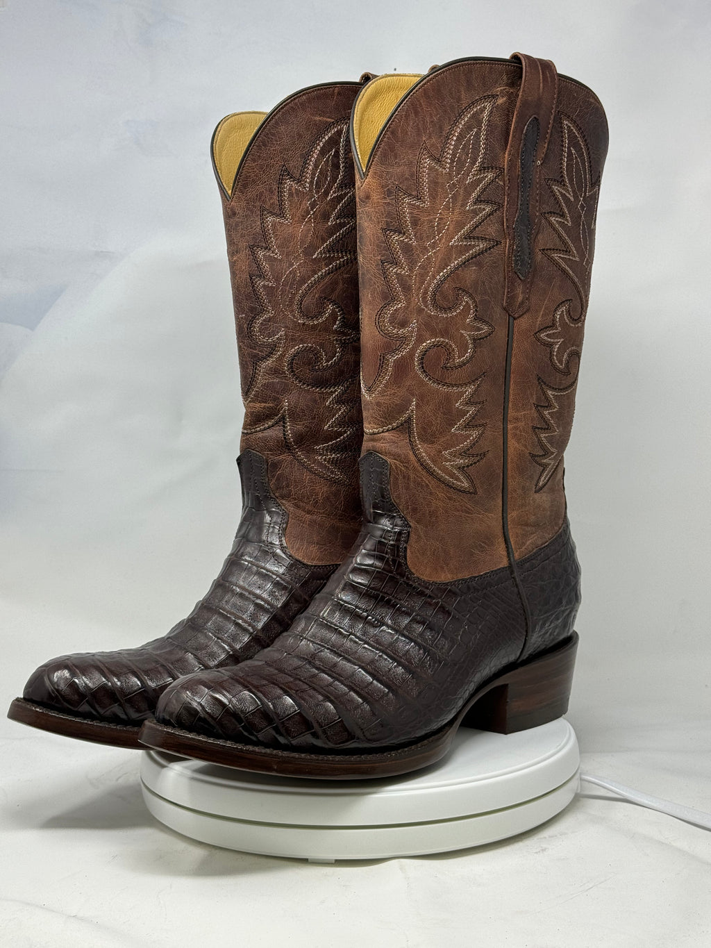DJ2008 | Don Juan Boots Men's Caiman Belly Chocolate R Toe