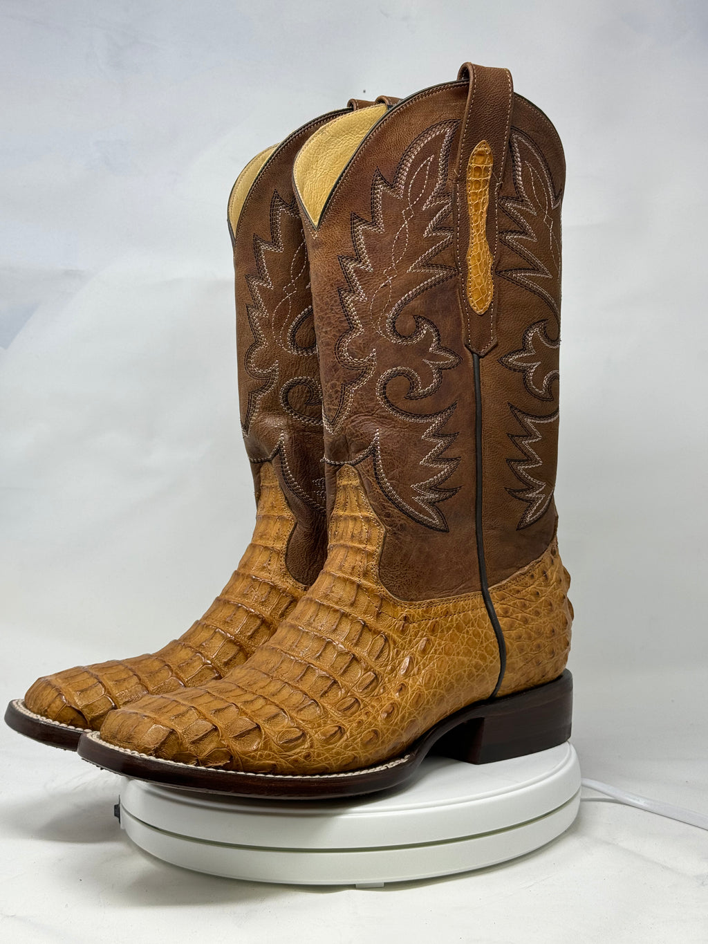 DJ2015 | Don Juan Boots Men's Caiman Back Saddle Tan H Toe P