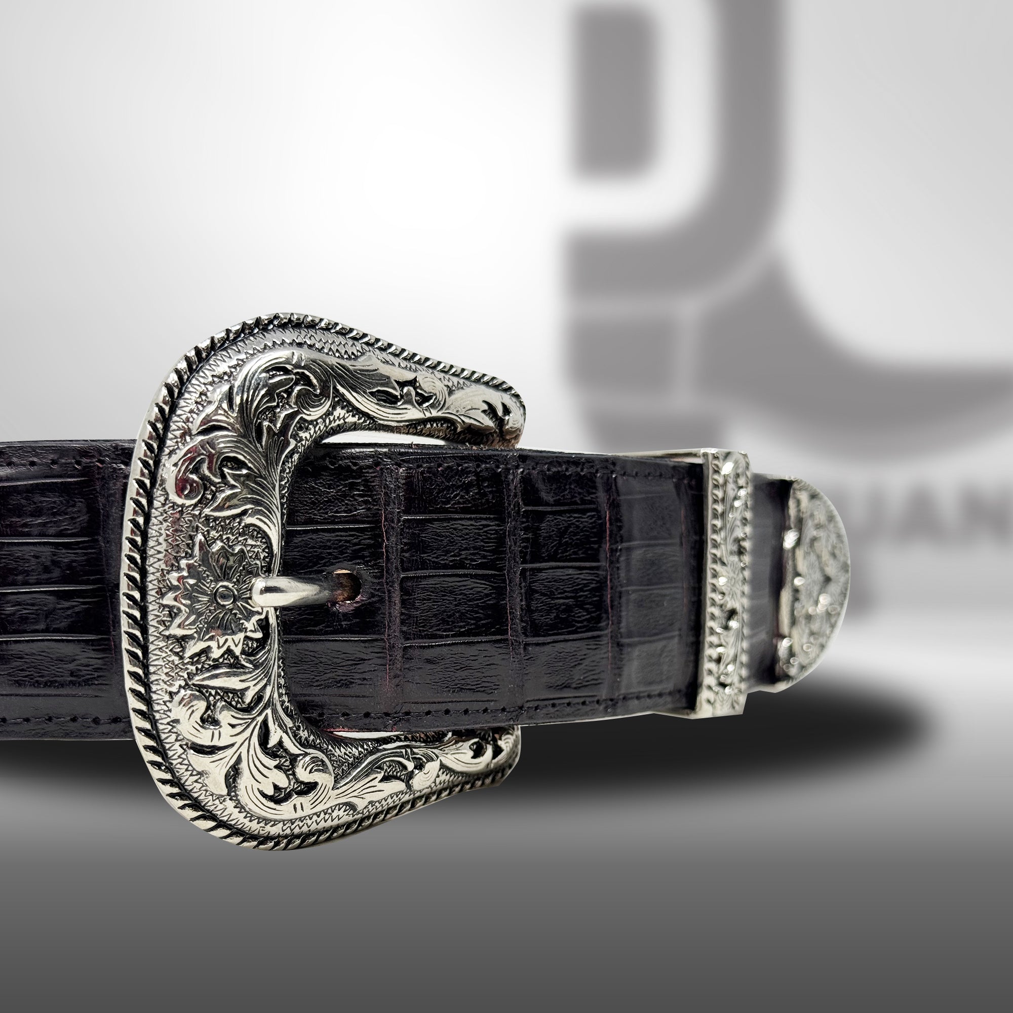 Ca002 | Black Cherry Caiman Belt